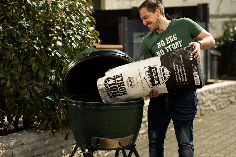 Wildfire Aroma Holzkohle vom Apfelbaum 9 kg/ Karton